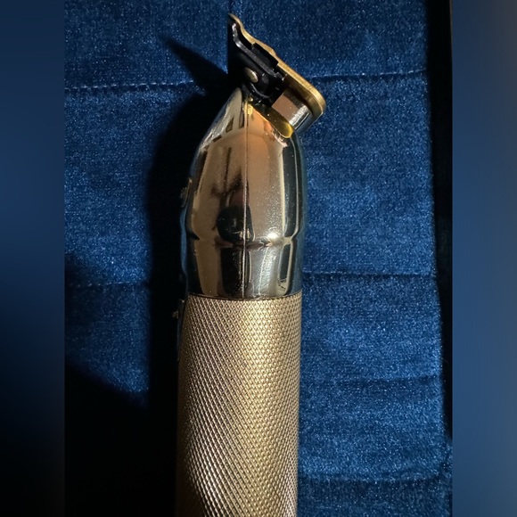Like New BaBylissPro GoldFX T-Outlining Trimmer - Picture 8 of 10
